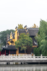 Obraz premium Bridges and temples of all Fook temple in Suzhou
