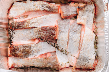 Baked salmon with thyme