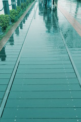 雨の日の汽車道-（横浜市）
