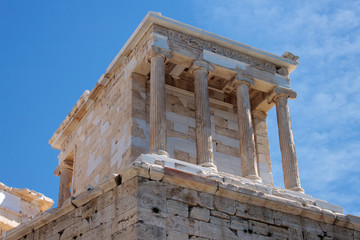 Obraz premium Temple of Athena Nike at the entrance of Acropolis in Athens