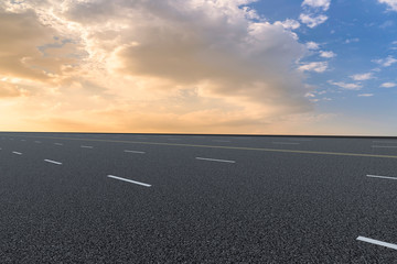 Fototapeta premium Road surface and sky cloud landscape..