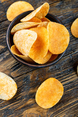 Crispy potato chips