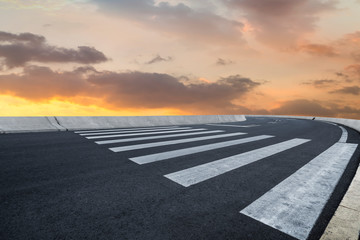 Fototapeta premium Road surface and sky cloud landscape..