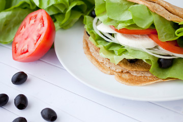 Sandwich with mozzarella and vegetables