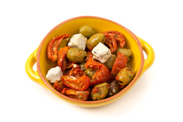 Griechischer Olivensalat mit Feta