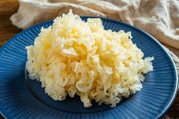 Fresh white fungus and dried white fungus
