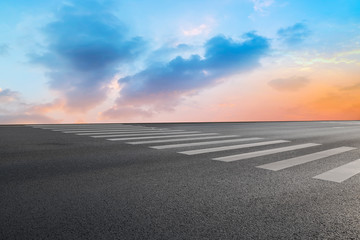 Fototapeta premium Road surface and sky cloud landscape..