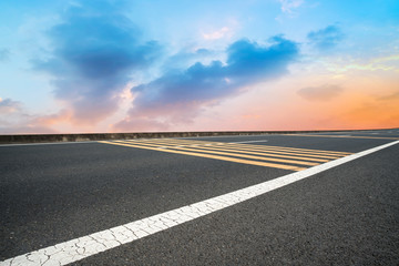 Fototapeta premium Road surface and sky cloud landscape..