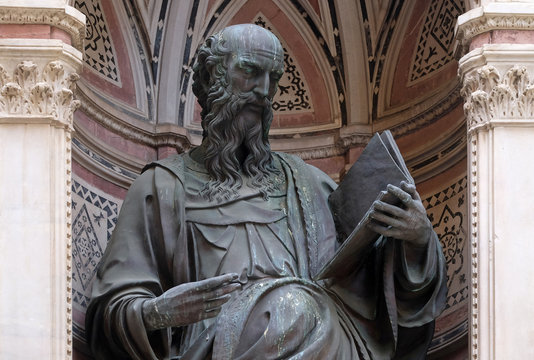 Saint John the Evangelist by Baccio da Montelupo, Orsanmichele Church in Florence, Tuscany, Italy