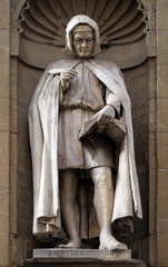 Fototapeta premium Statue of Giovanni Villani, Italian banker, official, diplomat and chronicler, Loggia del Mercato in Florence, Italy