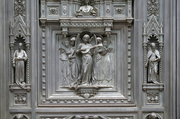 Fototapeta na wymiar Detail of door of Cattedrale di Santa Maria del Fiore (Cathedral of Saint Mary of the Flower), Florence, Italy