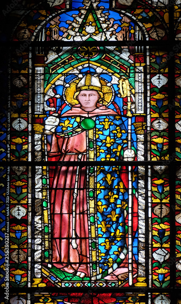 Wall mural Stained glass window in the Cattedrale di Santa Maria del Fiore (Cathedral of Saint Mary of the Flower), Florence, Italy