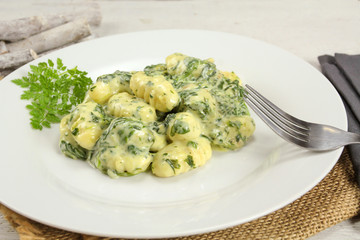 gnocchi aux épinards