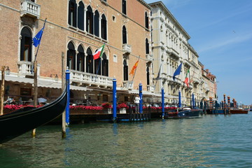 Fototapeta na wymiar Views of Venice from the Grand Canal