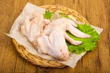 Raw chicken wings