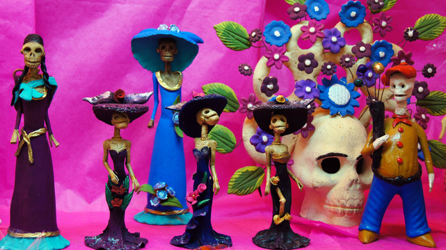 En M&eacute;xico cada a&ntilde;o se celebra el d&iacute;a de muertos, tradici&oacute;n milenaria heredada de nuestros ancestros que nos ayuda a recordar que la muerte siempre est&aacute; presente