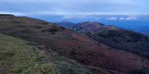 Obraz premium Panorama of Herefordshire Beacon and middlesection of the malvern hills