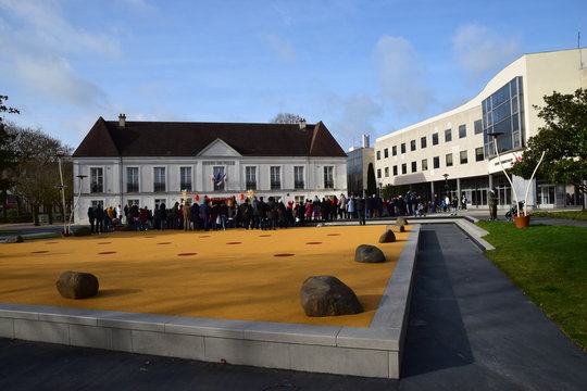 Lognes - L'ancien h&ocirc;tel de ville.