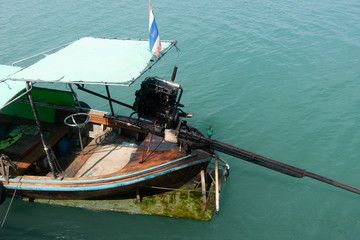 Fototapeta na wymiar longtailboat