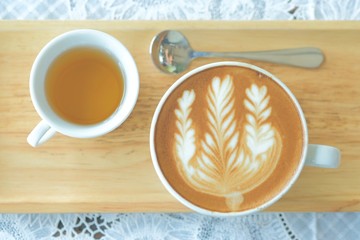 Hot latte art with hot tea