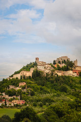 Fototapeta na wymiar view of San Marino and Guaita castle