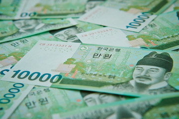 Obraz na płótnie Canvas Korean won banknotes