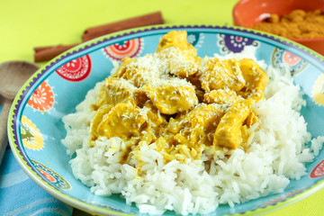 poulet au curry et lait de coco