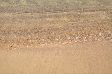 Fale i piasek na plaży