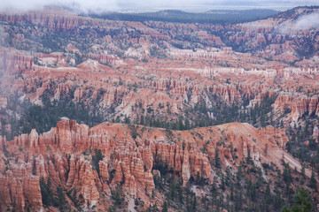 bryce canyon at dusk low light
