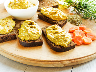 Sandwiches with pate