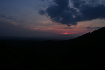 Fototapeta premium 世界遺産白神山地の夕日