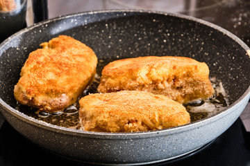 Cooking stuffed schnitzel