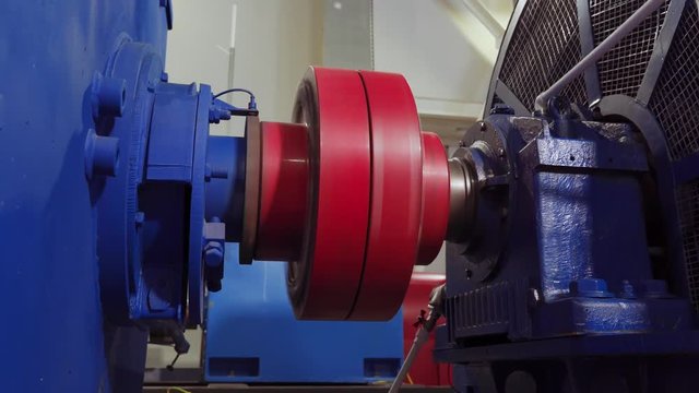 Smooth start of the high-voltage electric motor. Rotation of the coupling on the electric motor. 4k
