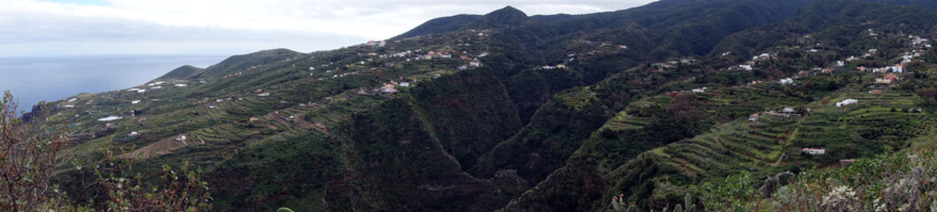 Fototapeta na wymiar Blick vom Aussichtspunkt Sprung des Enamorado