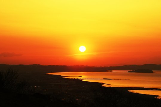 A spectacle of the rising sun from the direction of Enoshima , Kanagawa Japan. © tamu