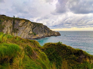 Fototapeta na wymiar High rock shore - Basque country - Beautiful Cliffs 