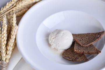 bowl of ice cream