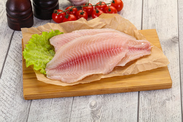 Raw tilapia fish