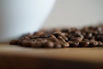 Kaffeetasse mit Kaffeebohnen