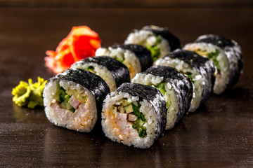 Sushi roll