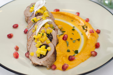 pork sirloin with mangoes sauce