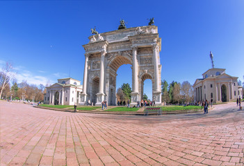 Obraz premium Milan - Italy, Arch of Peace entrance door of the Sempione park