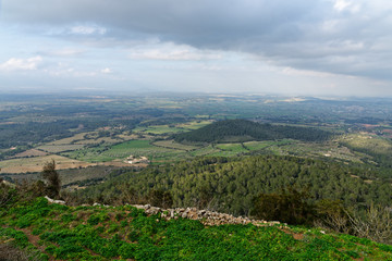 Fototapeta premium Blick vom Kloster Randa ins Tal, Mallorca, Spanien