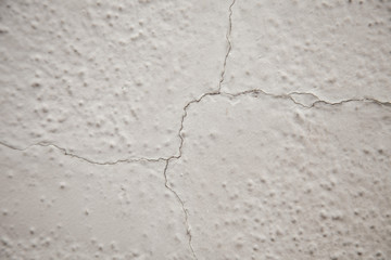 stucko wall with crack