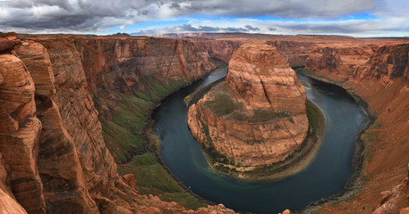 Panoramic View of Horseshoe Bend