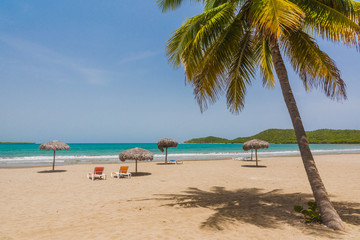 Fototapeta na wymiar Sand beach in Cuba