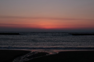 美しい西伊豆の海の夕日