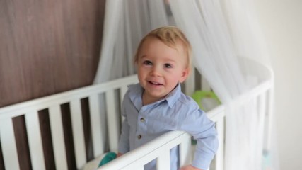 Bilder und Videos suchen: smilie