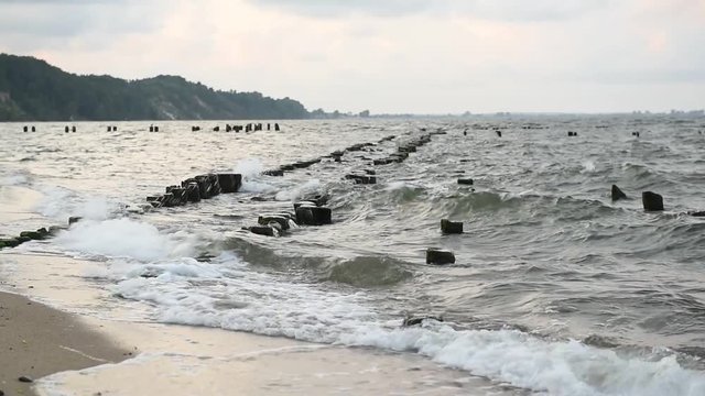 Falochron na Morzu Bałtyckim