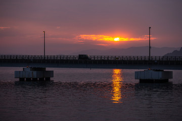 Obraz premium 大村湾の朝焼け